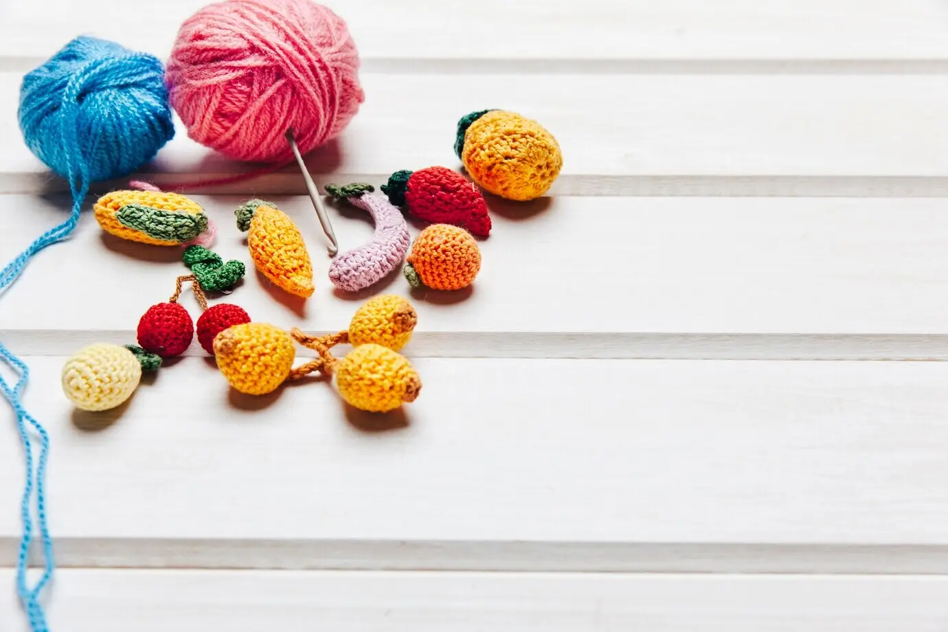 Bitte sende mir den vollständigen Originaltext der Beschreibung, damit ich ihn auf Deutsch umformulieren kann.